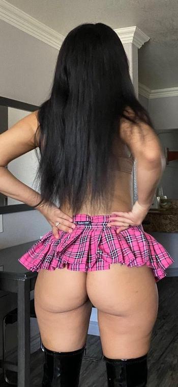 Dynasty, 25  female escort, Mohave County